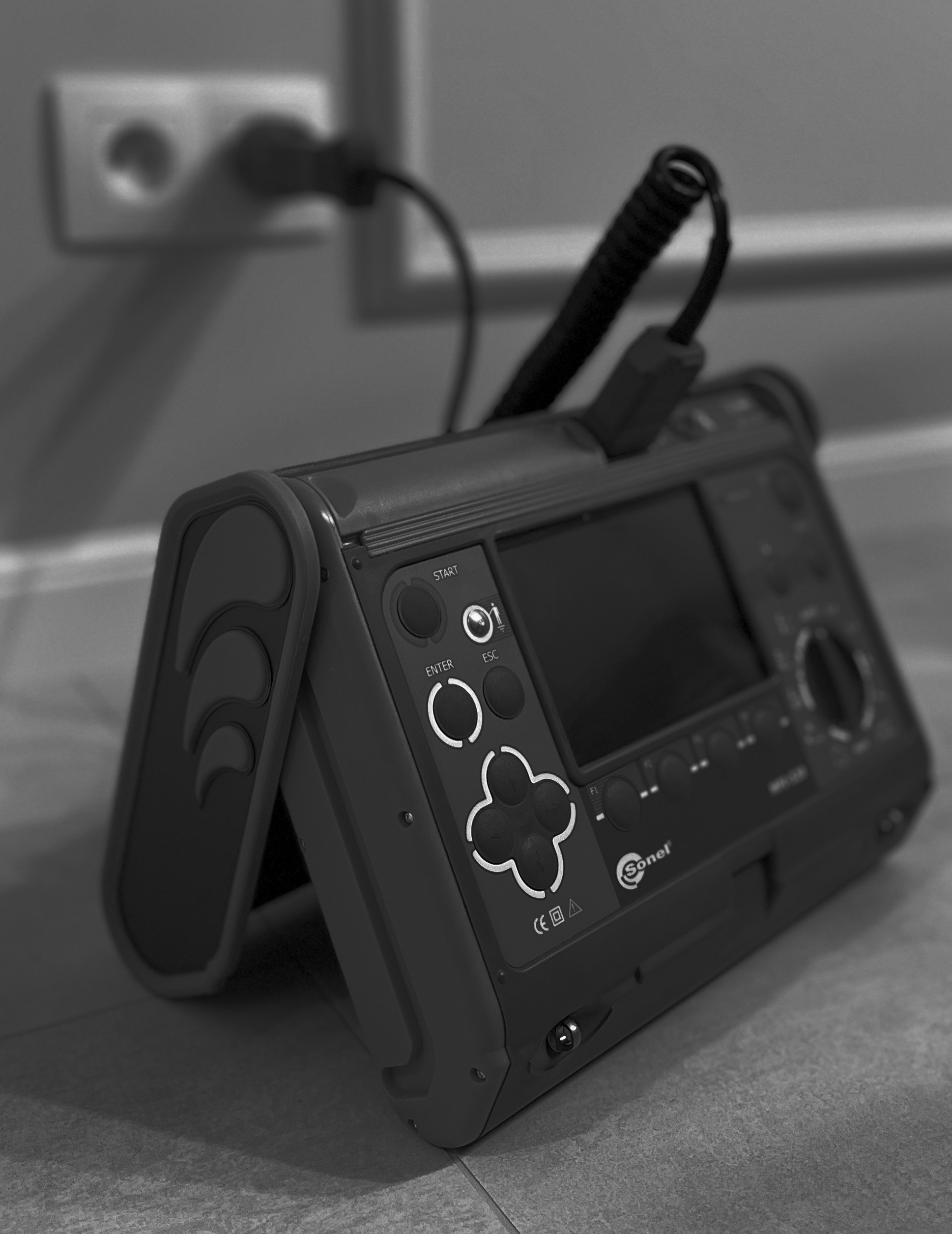 urządzenie do pomiarów elektrycznych